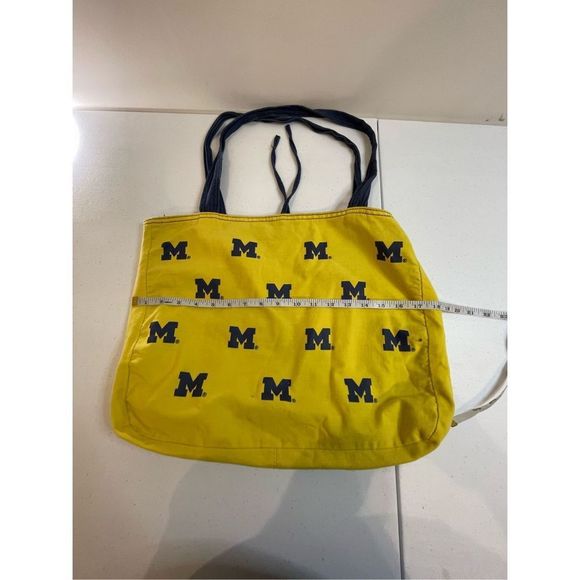 Michigan pajama pants size large bundle with reversible bag university of Michig - Picture 9 of 13